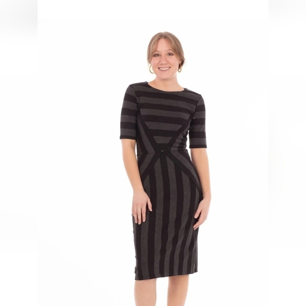 DownEast "In Your Wake" Dress Small Black Stripe Pockets Sheath Bodycon Slimming